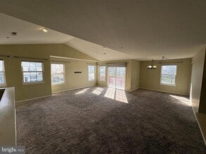 172 Wrangler Ct in Quakertown, PA - Building Photo - Building Photo