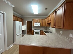 1303 Autumn Ln SW in Hartselle, AL - Building Photo - Building Photo