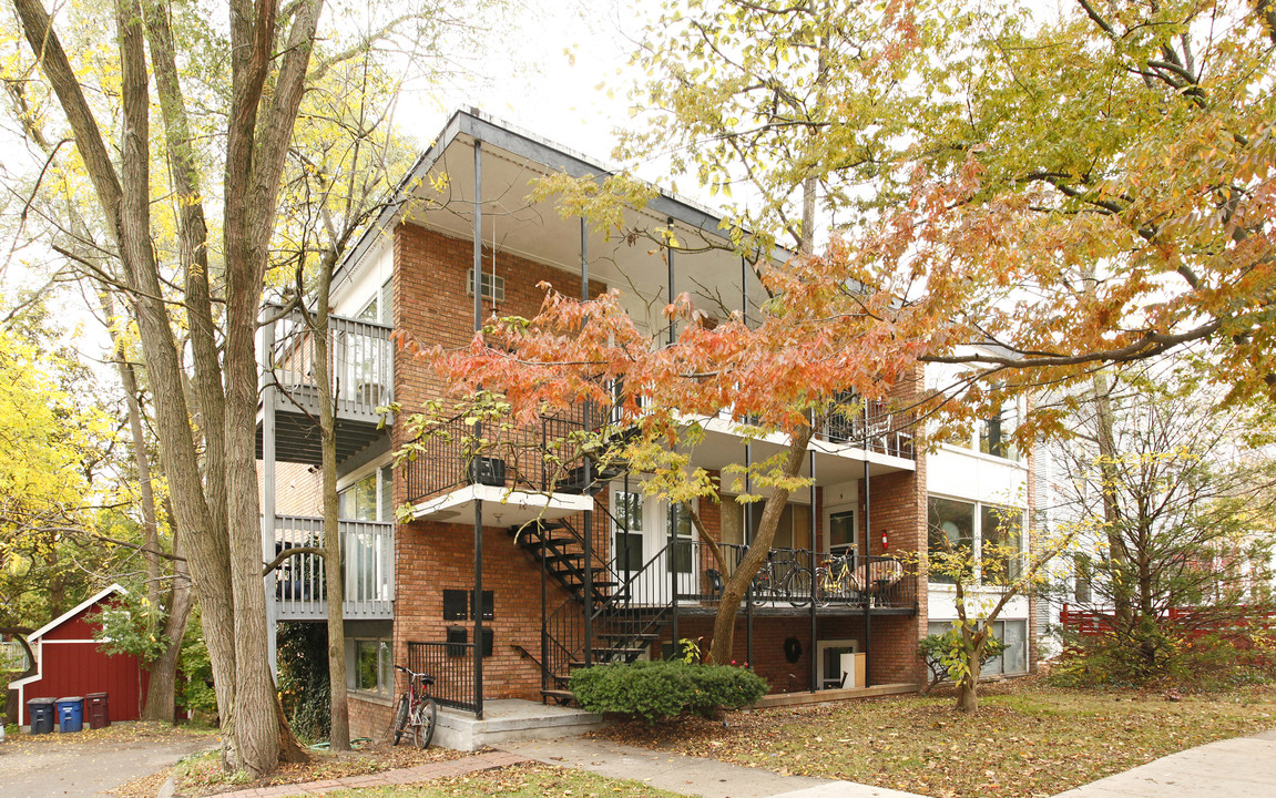 Albert Terrace in Ann Arbor, MI - Building Photo