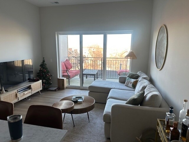 3204 N Clifton Ave in Chicago, IL - Building Photo - Building Photo