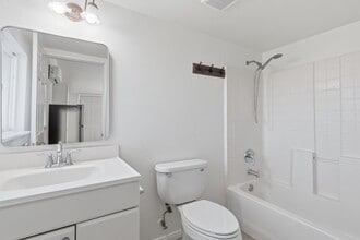 8894 Indiana Ave in Riverside, CA - Building Photo - Building Photo