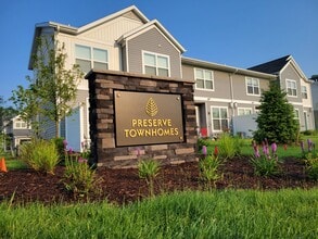 Preserve Townhomes in Spring Lake, MI - Foto de edificio - Building Photo