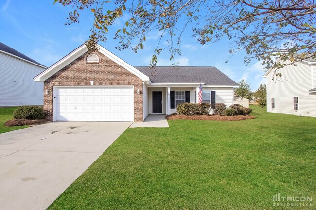 property at 455 Hunters Crossing Dr