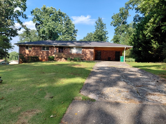 property at 1688 Highland Pl