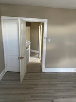 26 N Saint Bernard St, Unit second Floor in Philadelphia, PA - Building Photo