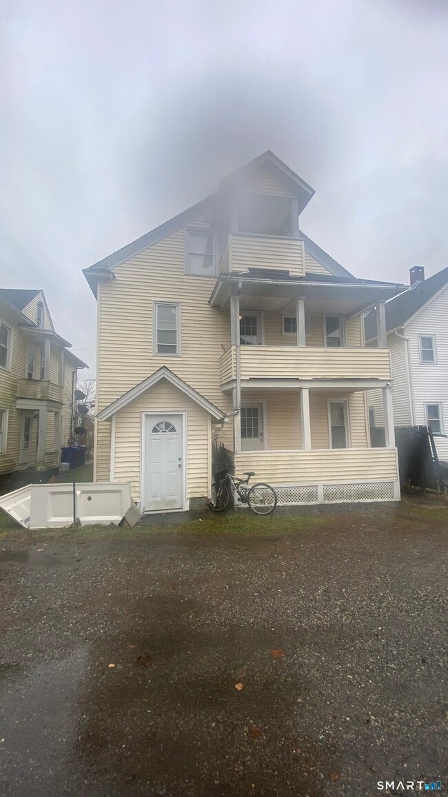 82 James St in Torrington, CT - Building Photo - Building Photo