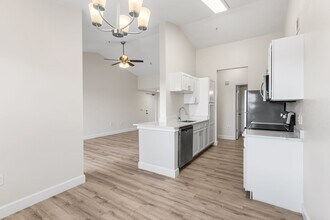 7945 Preserve Cir in Naples, FL - Building Photo - Building Photo