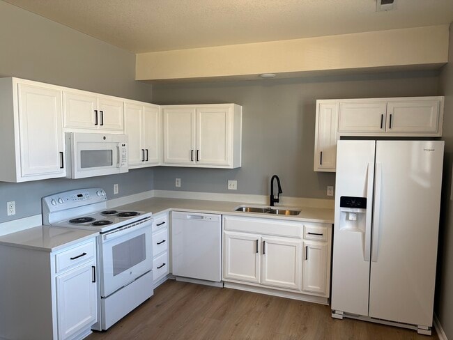 301 N Doniphan St, Unit 4 in Lawson, MO - Building Photo - Building Photo