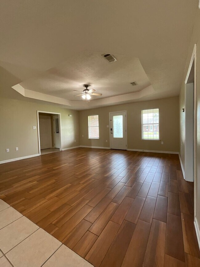 105 Mayhaw St in Deridder, LA - Building Photo - Building Photo