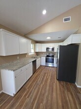 2010 S Frankfort Ave in Russellville, AR - Building Photo - Building Photo