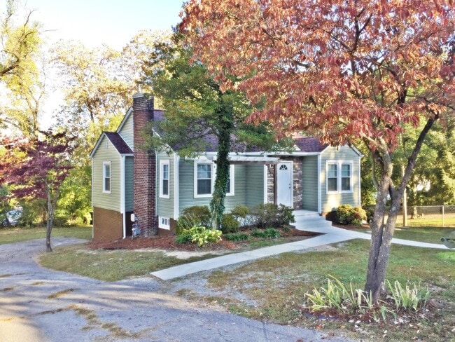 property at 1417 Wales Ave