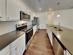 11122 Hazel Gdns Dr in Charlotte, NC - Building Photo - Building Photo