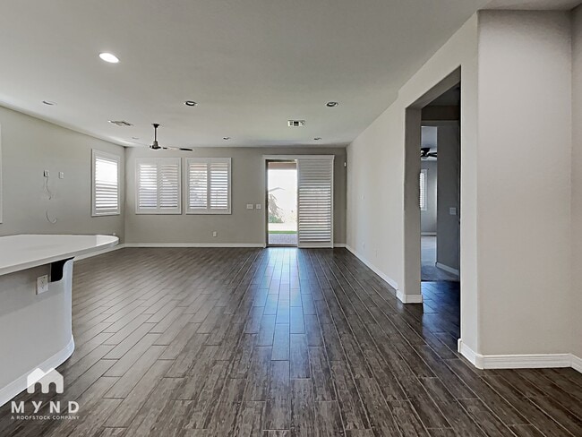 10106 E Tamery Ave in Mesa, AZ - Building Photo - Building Photo