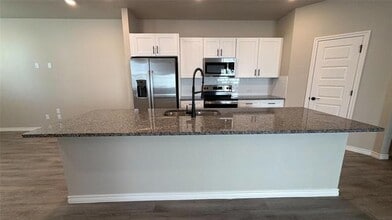 916 16th St in Argyle, TX - Building Photo - Building Photo