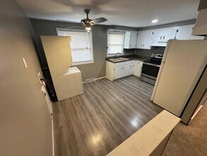 5270 S 26th St in Milwaukee, WI - Building Photo - Building Photo