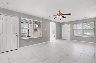 1417 Hamburg St in Dallas, TX - Building Photo - Building Photo