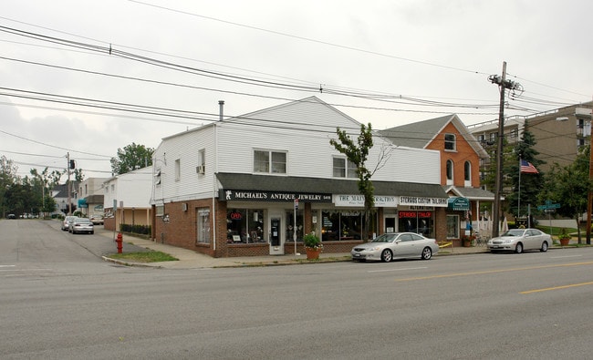 5415 Main St