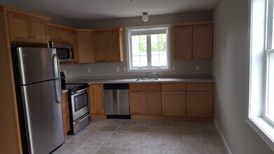 55 Summer St in Kingston, MA - Building Photo - Building Photo