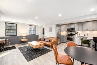 294 4th St in Jersey City, NJ - Building Photo - Building Photo