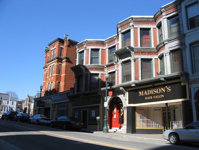 37-49 Pleasant St