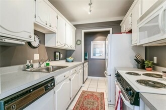 1400 East Ave in Rochester, NY - Building Photo - Building Photo