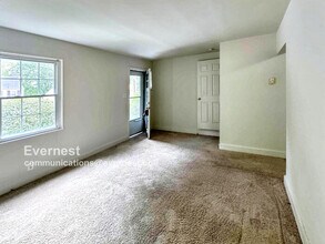 1141 W Bank St in Winston-Salem, NC - Building Photo - Building Photo