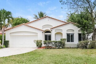 1414 E Harmony Lake Cir in Davie, FL - Building Photo