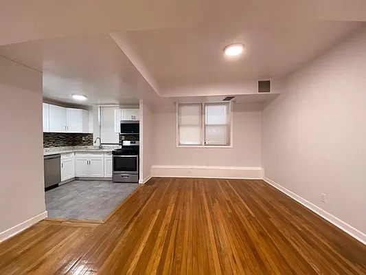 3354 83rd St in Jackson Heights, NY - Building Photo - Building Photo
