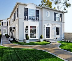 StayTony Hollywood in Los Angeles, CA - Building Photo