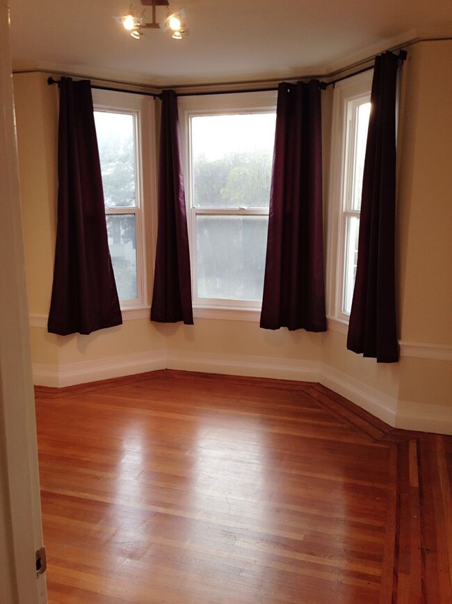 property at 634b Masonic Ave