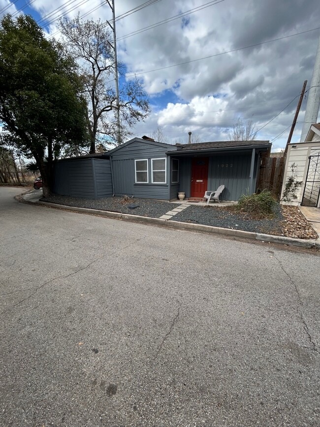 1922 Vassar St in Houston, TX - Building Photo - Building Photo