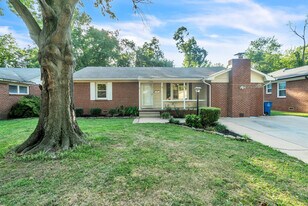 5230 S Marion Ave in Tulsa, OK - Building Photo