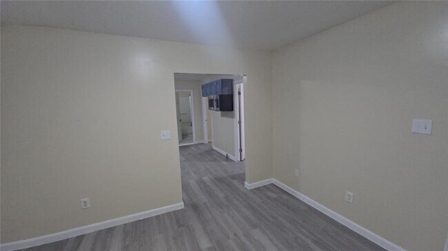 494 Wood Ave in Woonsocket, RI - Building Photo - Building Photo