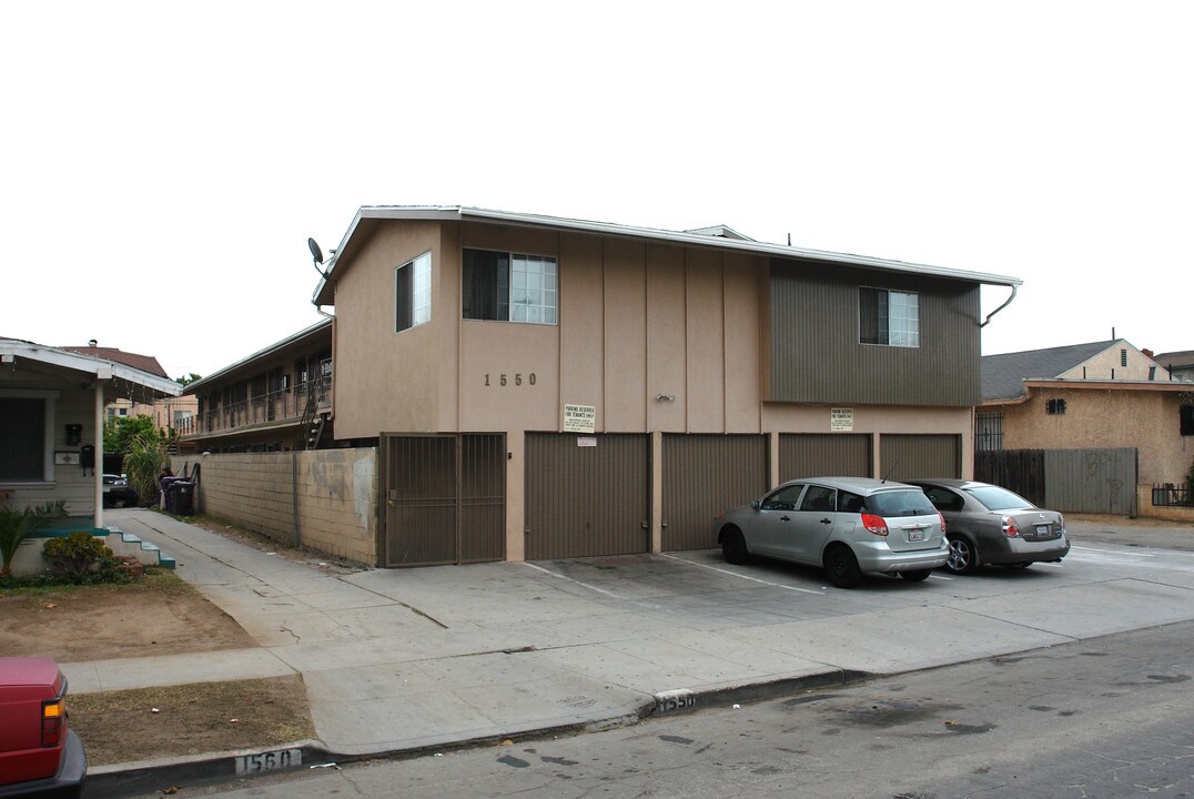 1550 Elm Ave in Long Beach, CA - Foto de edificio