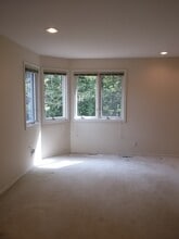 16403 NE 50th Way in Redmond, WA - Building Photo - Building Photo