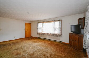 15 Elton St in New Britain, CT - Building Photo - Building Photo