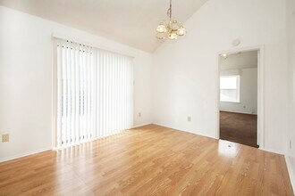 436 Chestnut Ln in Desoto, TX - Building Photo - Building Photo