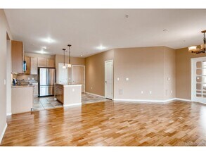 10176 Park Meadows Dr, Unit 2202 in Lone Tree, CO - Building Photo - Building Photo