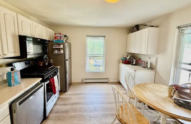 280 Pearl St, Unit 279-3L in Cambridge, MA - Building Photo - Building Photo