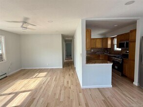 513 E Broadway in Long Beach, NY - Building Photo - Building Photo
