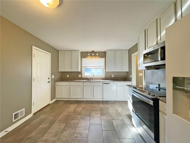 6313 France Ave S in Edina, MN - Building Photo - Building Photo
