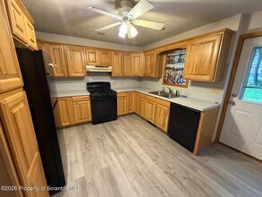 7 Steele St in Wilkes-Barre, PA - Building Photo - Building Photo