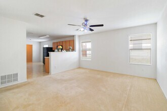 4010 Shawnee Trail in Heartland, TX - Building Photo - Building Photo