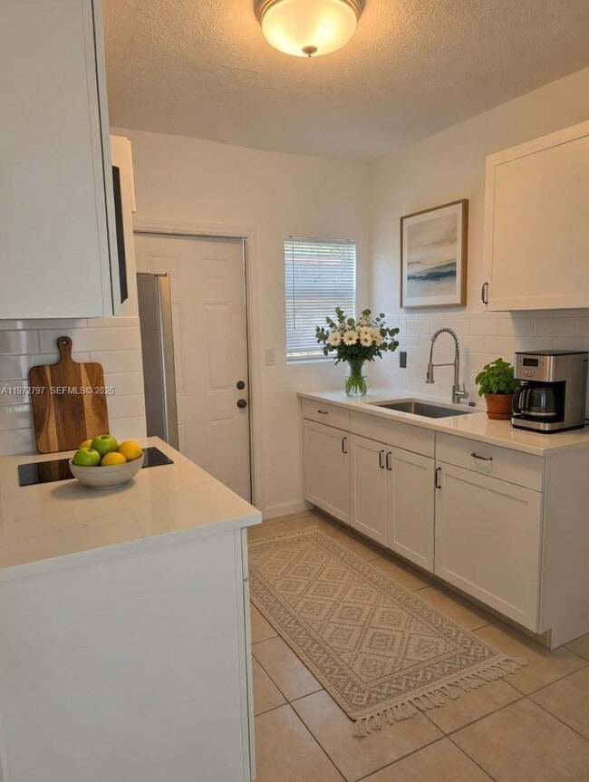 632 NW 14th Terrace in Fort Lauderdale, FL - Building Photo - Building Photo