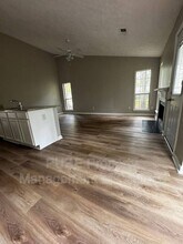 3181 Kings Glen Dr in Decatur, GA - Building Photo - Building Photo