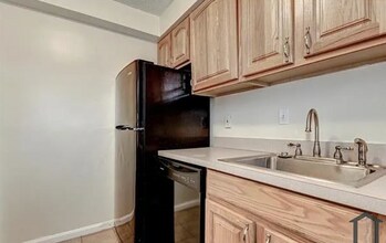 2143 Suitland Terrace SE in Washington, DC - Building Photo - Building Photo
