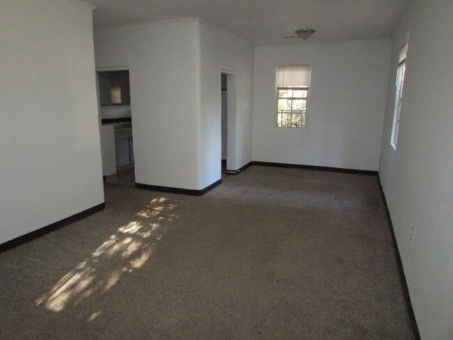 28 Burgess Ct in Sumter, SC - Building Photo - Building Photo