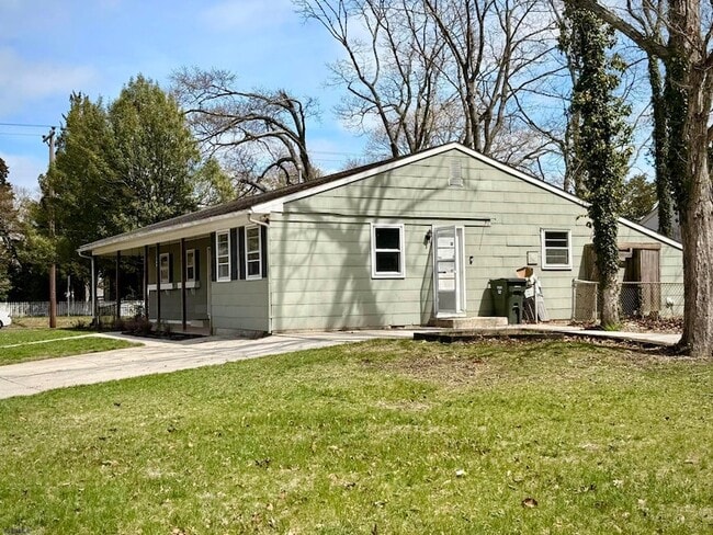 644 5th St in Somers Point, NJ - Foto de edificio - Building Photo