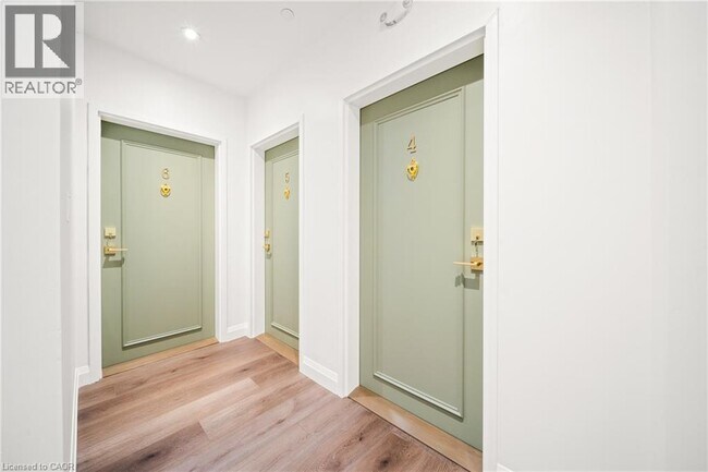 153 Main St E in Milton, ON - Building Photo - Building Photo