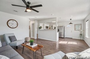 627 Blaine in San Antonio, TX - Building Photo - Building Photo